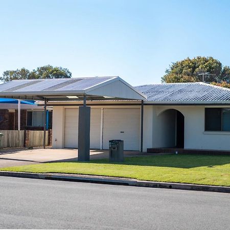 Michael Street 39 Golden Beach Villa Caloundra Exterior photo